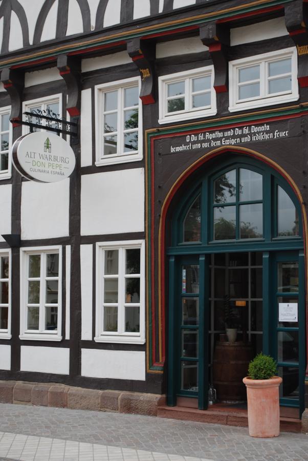 Alt Warburg Hotel Exterior foto